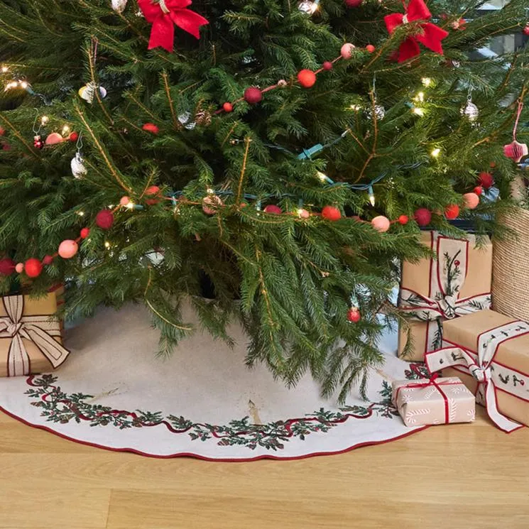 Candle Garland Tree Skirt - Natural