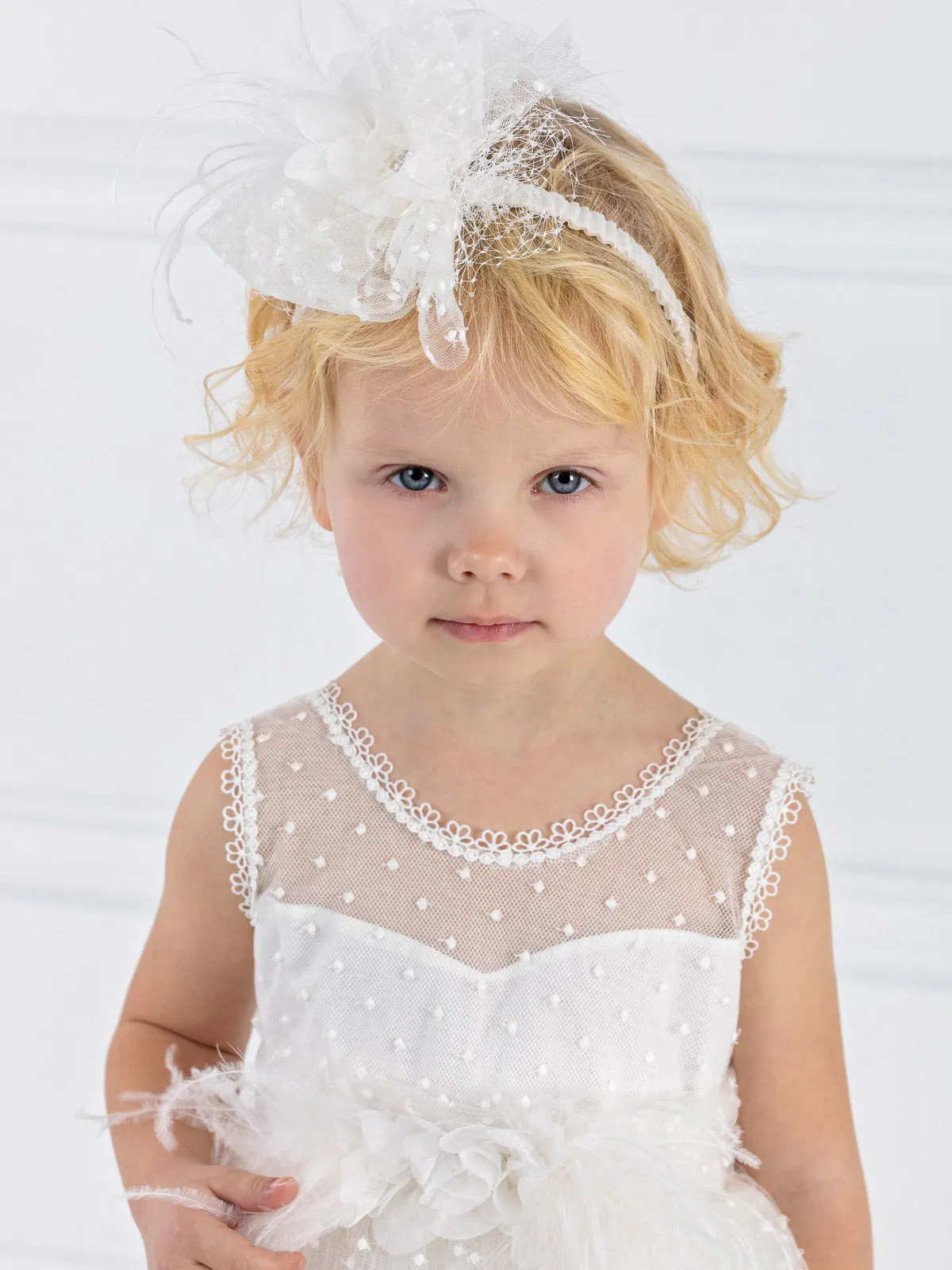 Girl's baptism dress with feathers - NAZAR