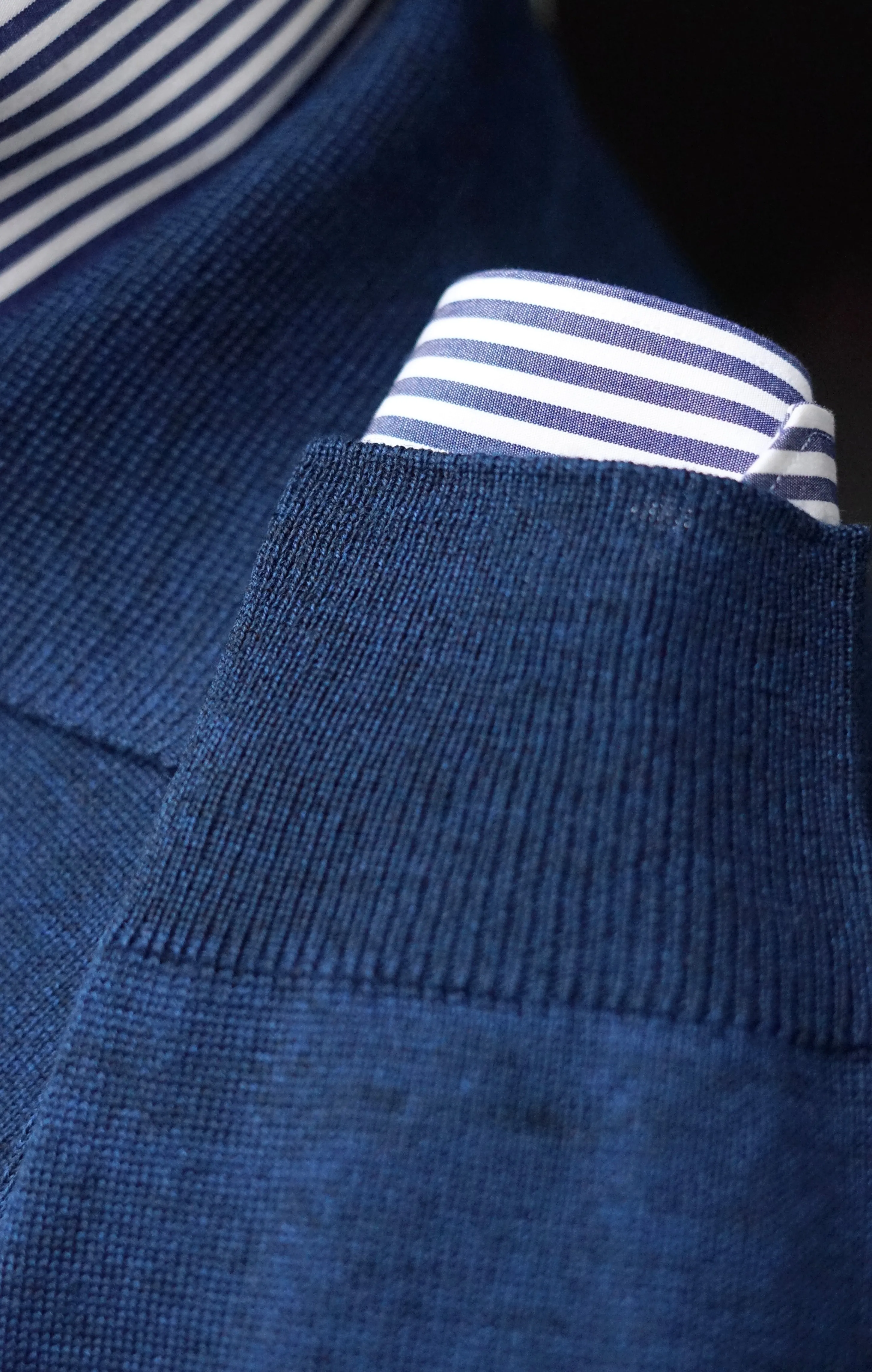 INDIGO Polo Neck