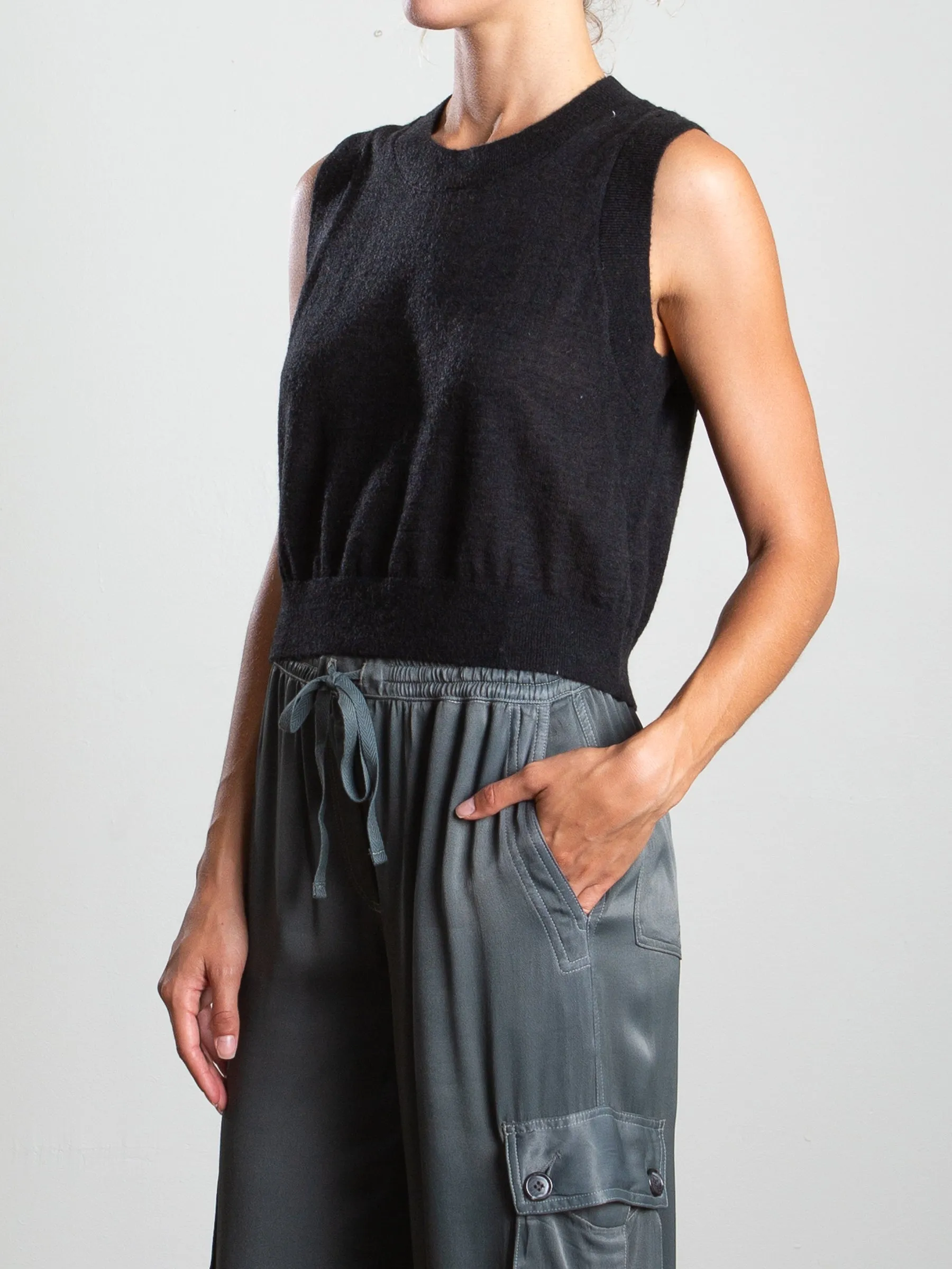 Rumi Crop in Dulce Knitwear - Black