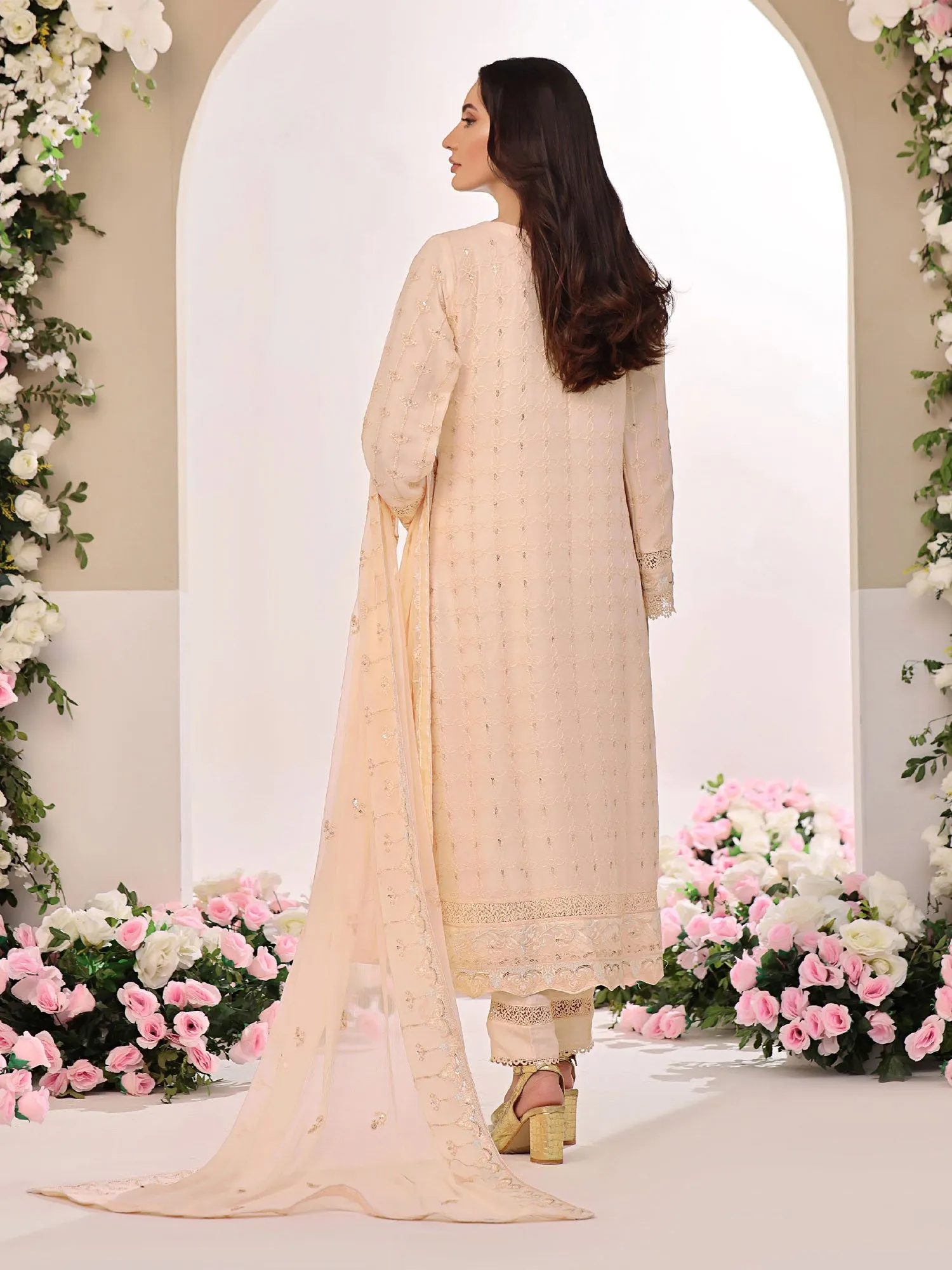 Wardah Uzair "Allure" Luxury Pret Embroidered Chiffon Suit - Serene