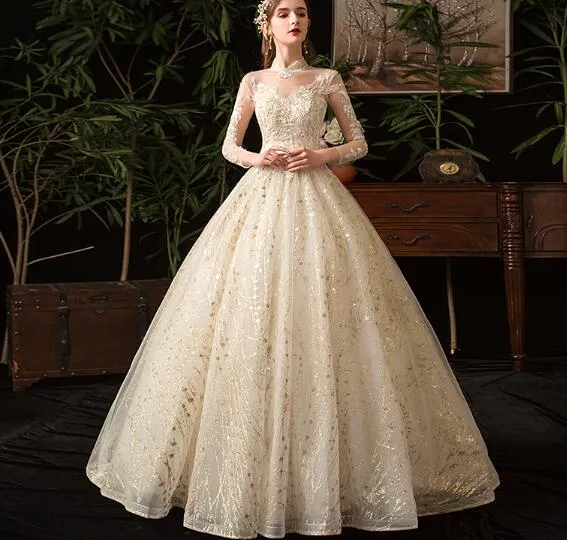 Wedding dress 2022 new star French style long sleeves stand collar Hepburn bride large size peng yarn wholesale