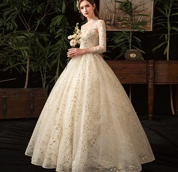 Wedding dress 2022 new star French style long sleeves stand collar Hepburn bride large size peng yarn wholesale