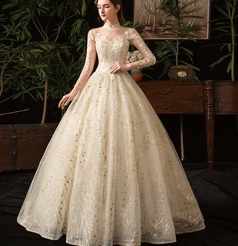 Wedding dress 2022 new star French style long sleeves stand collar Hepburn bride large size peng yarn wholesale